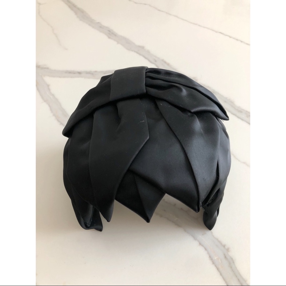 Vintage 1950’s crescent hat